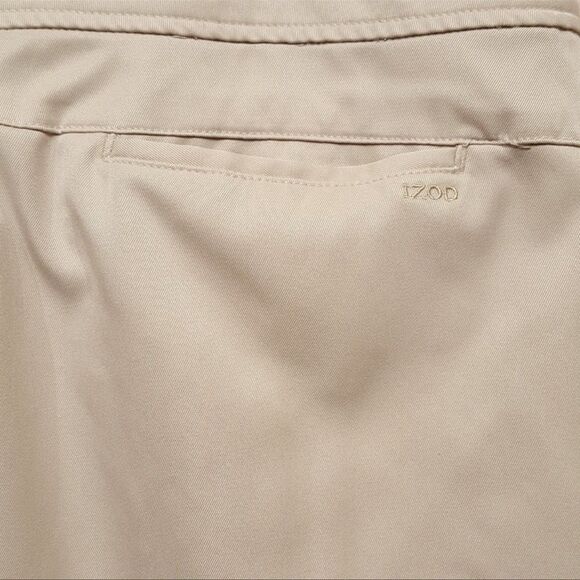 Izod XFG Cool FX Capris - Picture 2 of 8